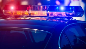 NY Post: в Нью-Йорке автомобиль несколько раз врезался в синагогу