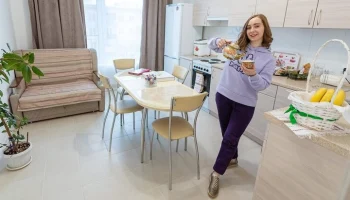 Около 11,5 тыс семей в ВАО переехали в новостройки по программе реновации