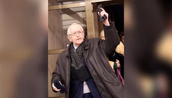 Актер Василий Ливанов опроверг слухи об онкологии