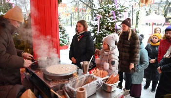 На фестивале &laquo;Масленица&raquo; известные шеф-повара приготовят блины в поддержку участников СВО