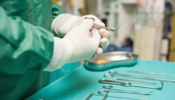 Роспотребнадзор Москвы начал расследование после случаев сепсиса в частной клинике