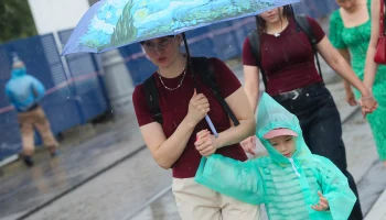 Синоптики предупредили москвичей о дождливой погоде с грозами 20 июля