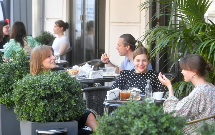 Индексация пенсий и алкоголь в летних кафе: что изменится в России с 1 июня Индексация пенсий и алкоголь в летних кафе: что изменится в России с 1 июня