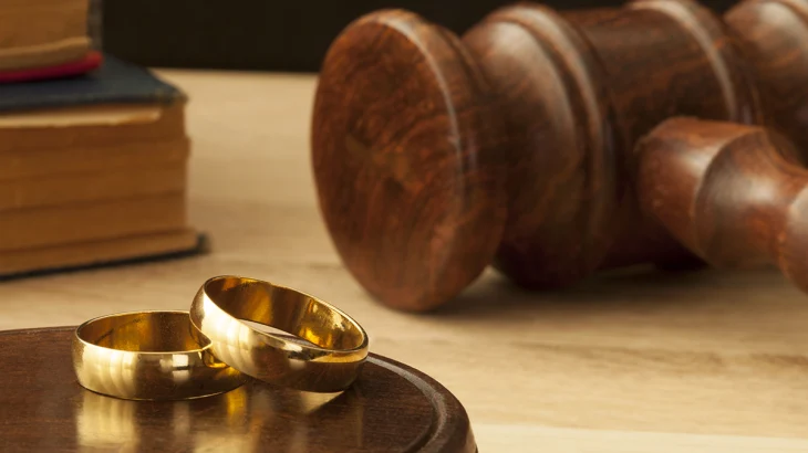 В России предложили создать «детскую алиментную карту» В России предложили создать «детскую алиментную карту»