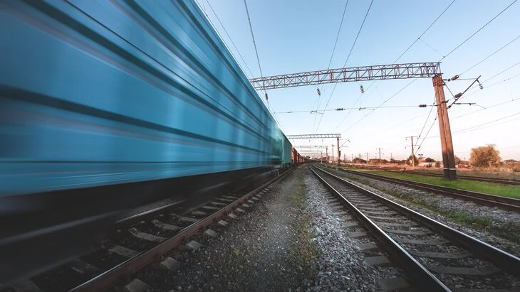 Пассажирские поезда объезжают район схода с рельсов нескольких вагонов под Белгородом Пассажирские поезда объезжают район схода с рельсов нескольких вагонов под Белгородом