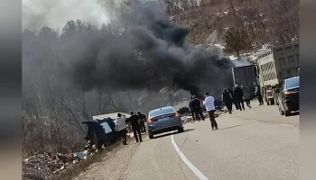 Два грузовика столкнулись на федеральной трассе в Приамурье