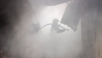 МЧС ликвидировали пожар в Новой Москве на площади 100 квадратных метров