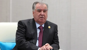 Президент Таджикистана Рахмон открыл саммит СНГ в Душанбе