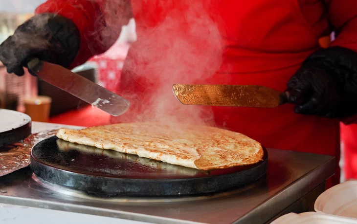 Посетителей фестиваля «Московская масленица» 17 марта угостят блинами Посетителей фестиваля «Московская масленица» 17 марта угостят блинами