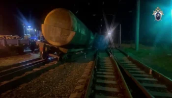 Пять вагонов-цистерн сошли с рельсов в ЕАО