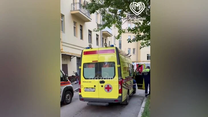 Дети пострадали в пожаре на Ленинском проспекте Дети пострадали в пожаре на Ленинском проспекте