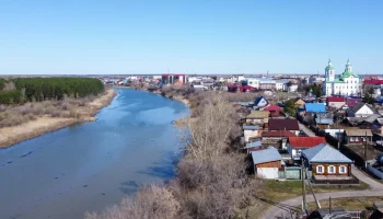 Уровень воды в реке Ишим в тюменском городе Ишиме снизился на 19 см за сутки