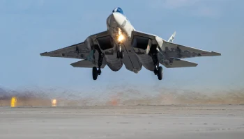 ОАК сообщила о передаче иностранному заказчику двух истребителей Су-57