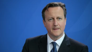 Глава МИД Британии Кэмерон: Украина вправе бить по целям в РФ западным оружием