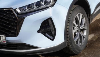 Автоэксперт Аксенов рассказал, за какие аксессуары на авто могут оштрафовать водителя