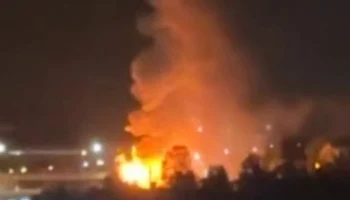 Shot: Взрыв произошел во время тушения пожара в подмосковном Пушкине Shot: Взрыв произошел во время тушения пожара в подмосковном Пушкине