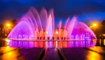 Светомузыкальный фонтан в Парке Горького начали готовить к запуску