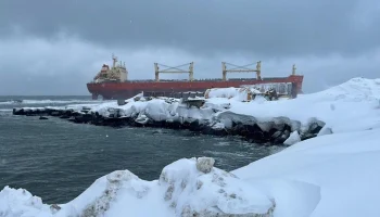 Росморречфлот не выявил следов загрязнения на Сахалине из-за севшего на мель судна