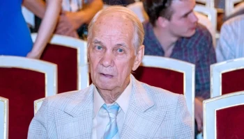 Народный артист РСФСР Юрий Каюров повредил тазобедренный сустав