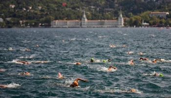 Семья пропавшего в Босфоре пловца будет требовать компенсации