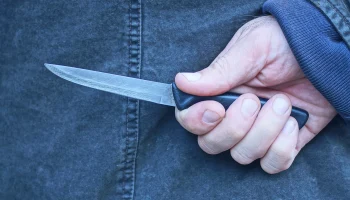 «МК»: Самокатчик ранил ножом таксиста во время конфликта на востоке Москвы «МК»: Самокатчик ранил ножом таксиста во время конфликта на востоке Москвы