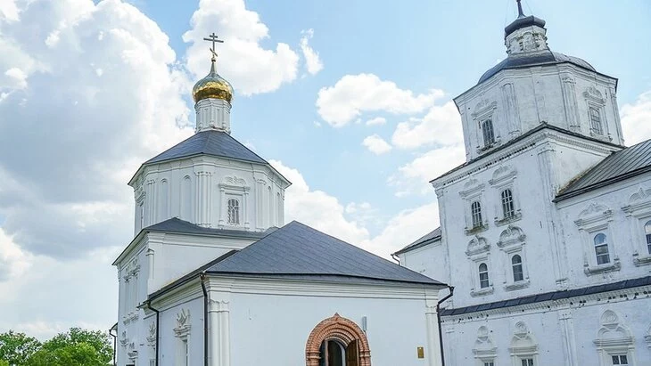 Крестовоздвиженский храм в Курской области пострадал в результате обстрелов ВСУ