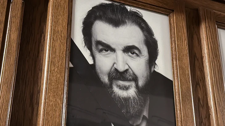 Церемония прощания с актером Игорем Золотовицким проходит в Москве Церемония прощания с актером Игорем Золотовицким проходит в Москве