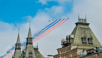 Сергей Собянин принял участие в параде Победы на Красной площади