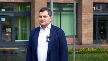 Владислав Овчинский: 140 семей переехали в новостройку по реновации на улице Демьяна Бедного