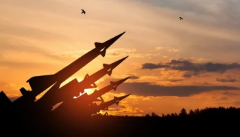 Хуситы заявили об ударе по двум эсминцам США в Красном море