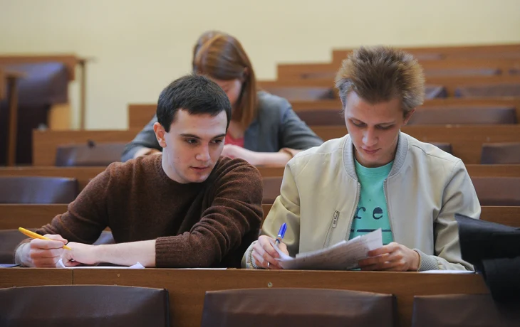 Депутат Смолин назвал три основных изменения в системе высшего образования РФ Депутат Смолин назвал три основных изменения в системе высшего образования РФ