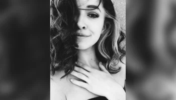 Отец блогера Айши рассказал, как его дочь переживает гибель ребенка при родах