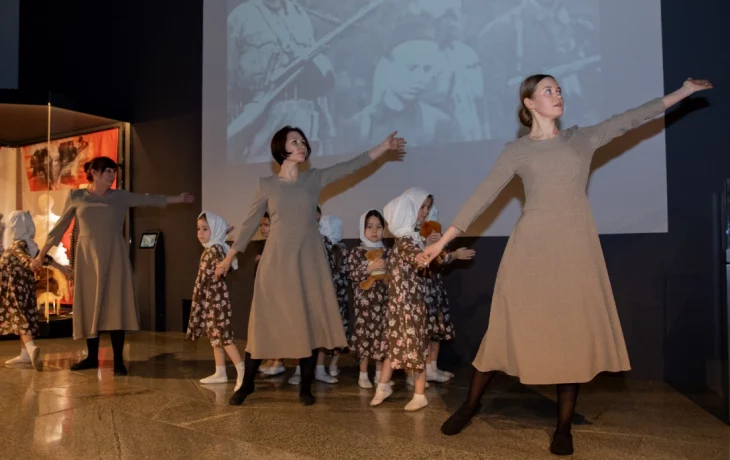 Популярные танцы 1940-х годов покажут в Музее Победы Популярные танцы 1940-х годов покажут в Музее Победы