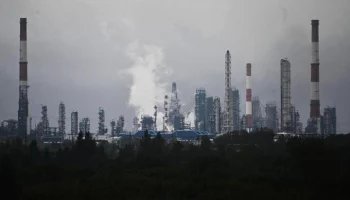 Пожар на НПЗ в Омске ликвидирован