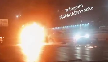 Два автомобиля столкнулись на МКАД