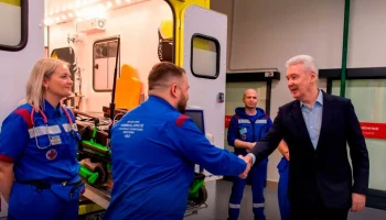 Собянин поздравил работников скорой медицинской помощи с профессиональным праздником