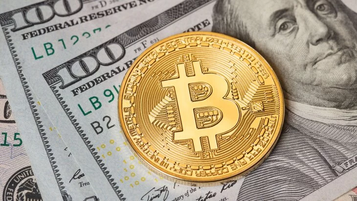 Стоимость биткоина впервые превысила 95 тысяч долларов Стоимость биткоина впервые превысила 95 тысяч долларов