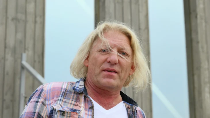 Телеведущий Александр Олейников умер на 61-м году жизни Телеведущий Александр Олейников умер на 61-м году жизни