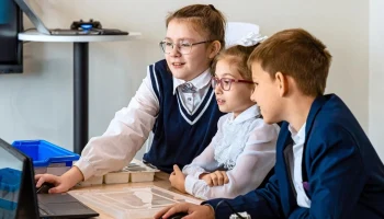 На столичном портале потребителя рассказали, как защитить ребенка в интернете