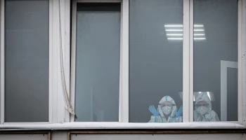 Осложнения при легкой форме: россиян предупредили об эволюции коронавируса