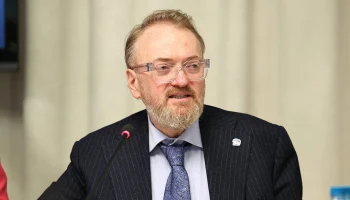 Милонов назвал смену спортивного гражданства сыном Плющенко релокантской позицией