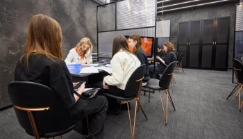 Собянин: 100 тыс школьников прошли профориентацию в центре "Профессии будущего"