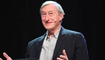 Последняя книга Джулиана Барнса "Исход(ы)" вышла в России