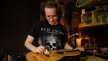 Москва наращивает выпуск&nbsp;музыкальных инструментов