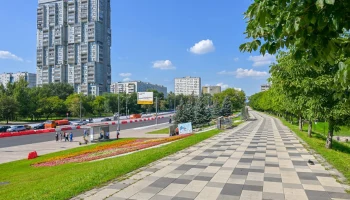 Собянин: Благоустройство Щелковского шоссе планируется завершить осенью