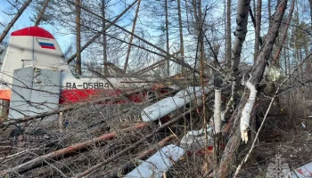 Один человек погиб при аварийной посадке самолета в Якутии