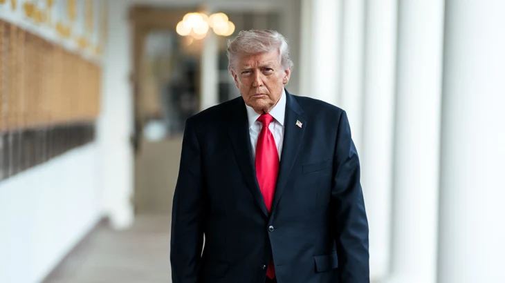 SH: Трамп демонстративно проигнорировал Зеленского на саммите G7 во Франции SH: Трамп демонстративно проигнорировал Зеленского на саммите G7 во Франции