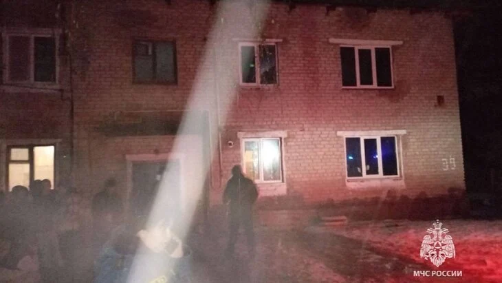 Психологи работают с матерью пятерых погибших при пожаре детей в Башкирии Психологи работают с матерью пятерых погибших при пожаре детей в Башкирии