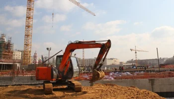 Власти Москвы утвердили новый порядок контроля за ограждениями стройплощадок