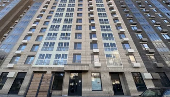 Пять нежилых помещений в новом доме на Люблинской улице выставили на городские торги